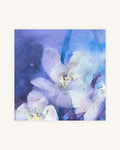 Weiße Baumblüten in Blau und Violett I Fragments of Light 2