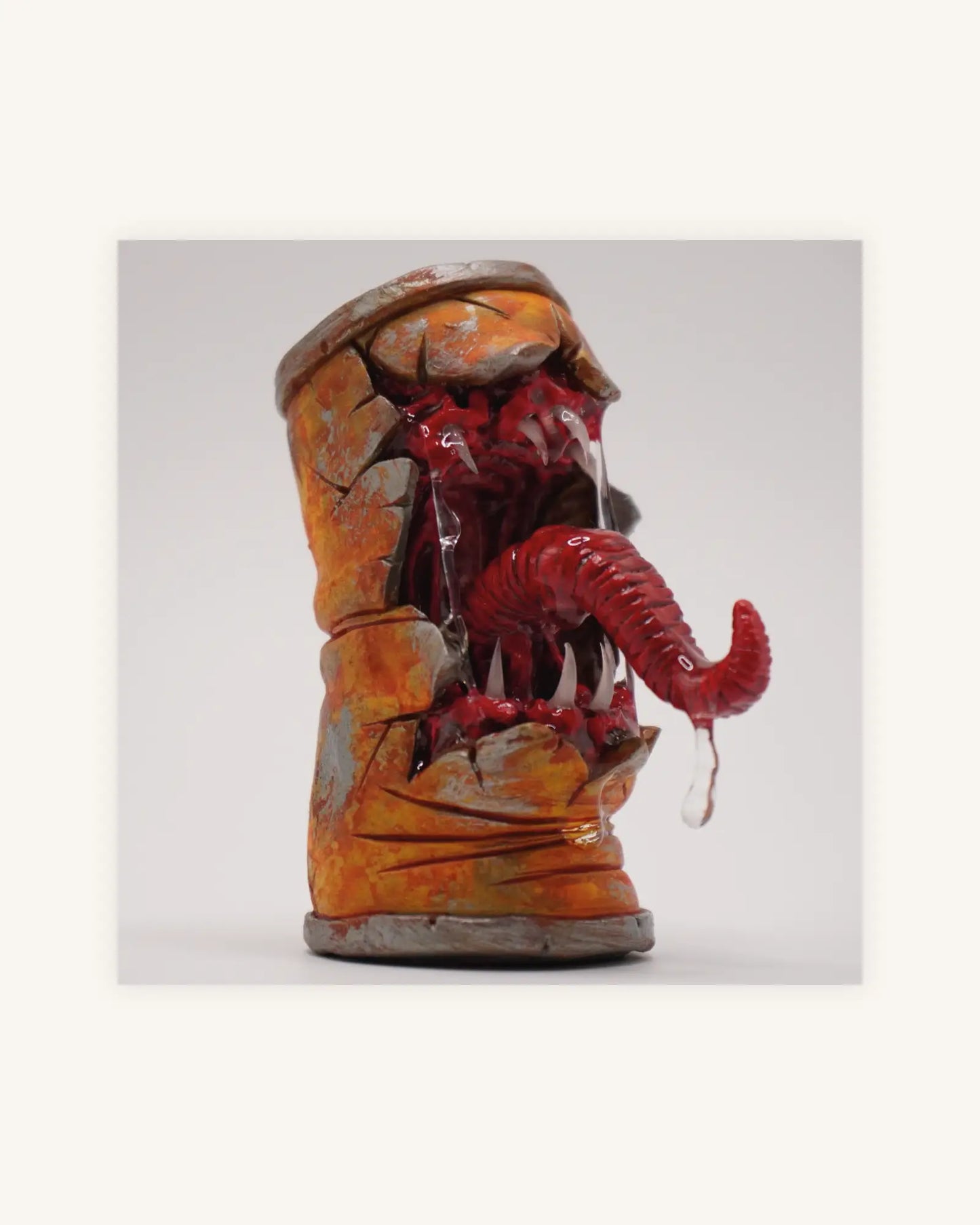 Tiny Terror 005 "Pred Bull" 0